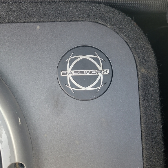 Subwoofer amplificateur systeme de son - Picture 2 of 8